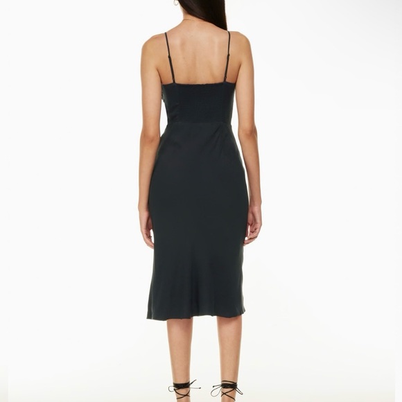 Wilfred Bellow Midi Dress - Picture 2 of 2